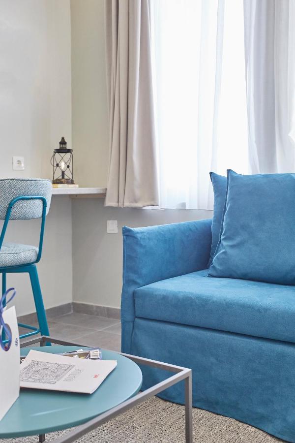 Live In A Funky & Renovated Studio Near Acropolis 아테네 외부 사진