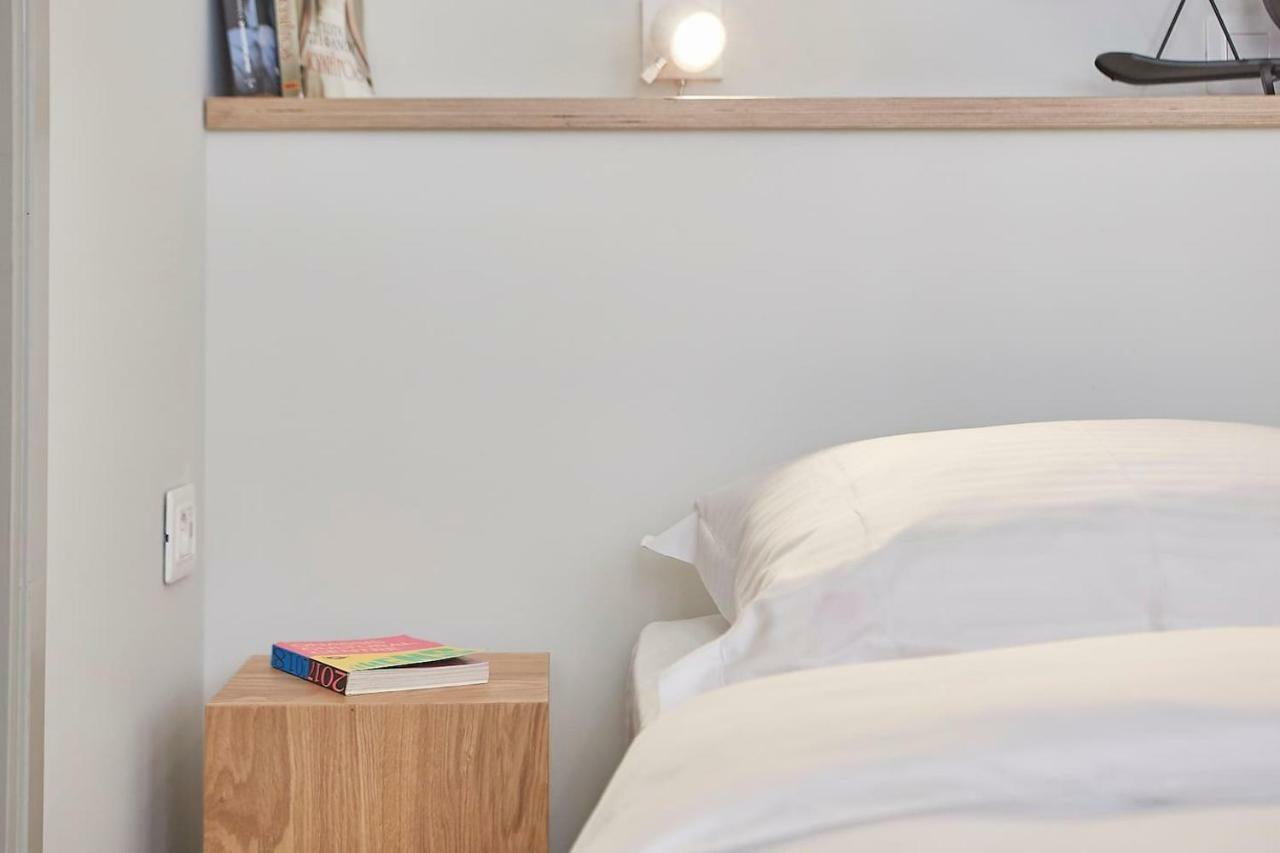 Live In A Funky & Renovated Studio Near Acropolis 아테네 외부 사진