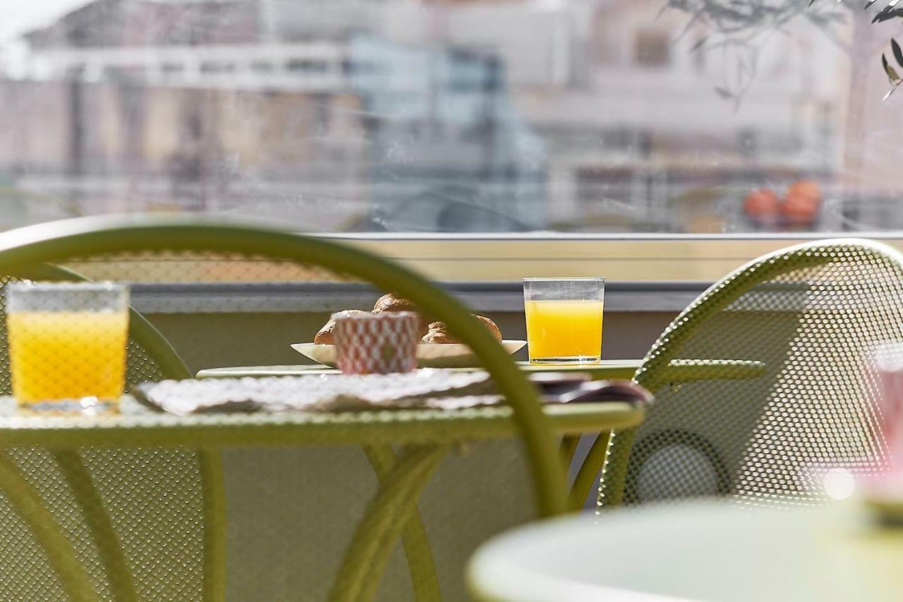 Live In A Funky & Renovated Studio Near Acropolis 아테네 외부 사진